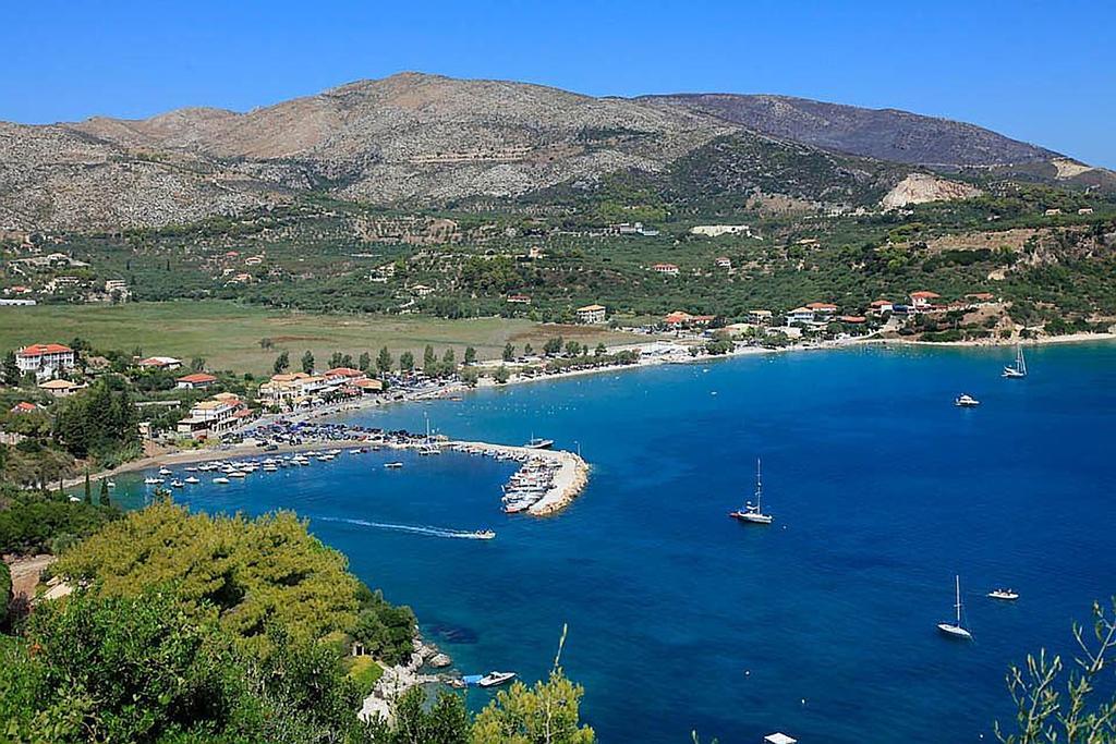 Yannis' Village Keri Rom bilde